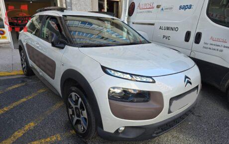 Citroën C4 CACTUS 1.6 e-HDI SHINE  '2014